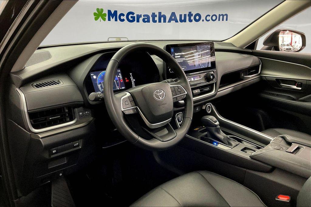 used 2025 Toyota Grand Highlander car, priced at $45,015