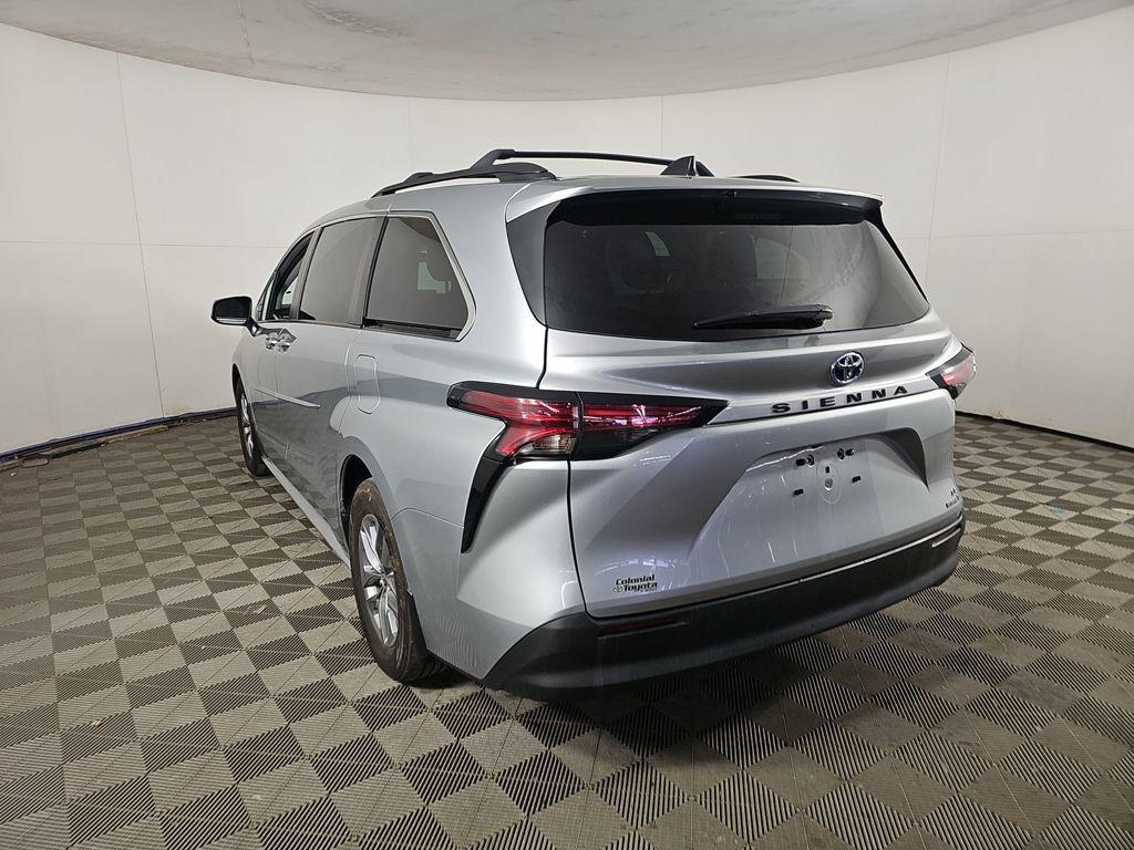 used 2022 Toyota Sienna car, priced at $33,305
