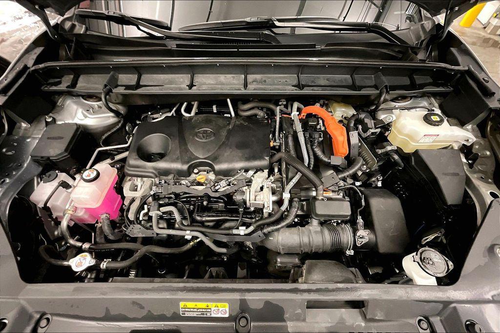 used 2021 Toyota Highlander Hybrid car, priced at $37,386