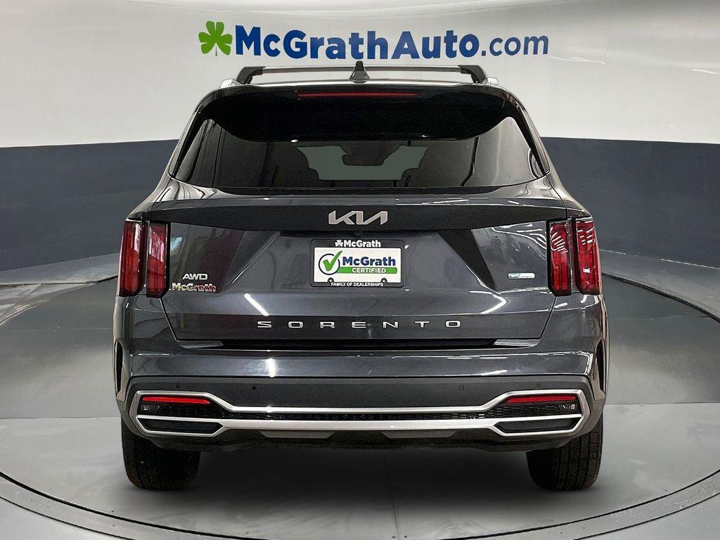 used 2022 Kia Sorento Plug-In Hybrid car, priced at $28,490