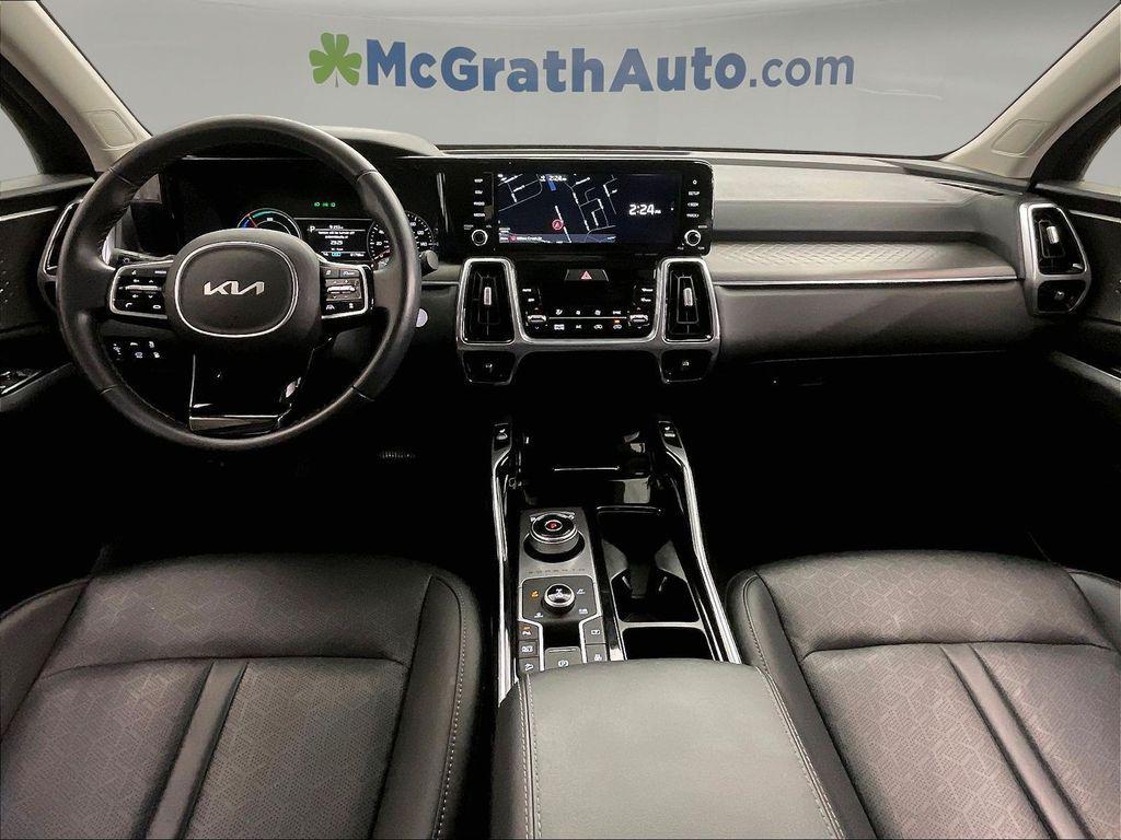 used 2022 Kia Sorento Plug-In Hybrid car, priced at $28,490
