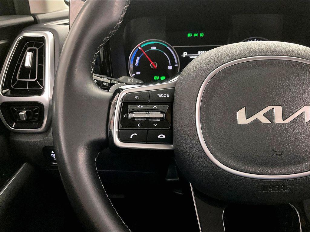 used 2022 Kia Sorento Plug-In Hybrid car, priced at $28,490
