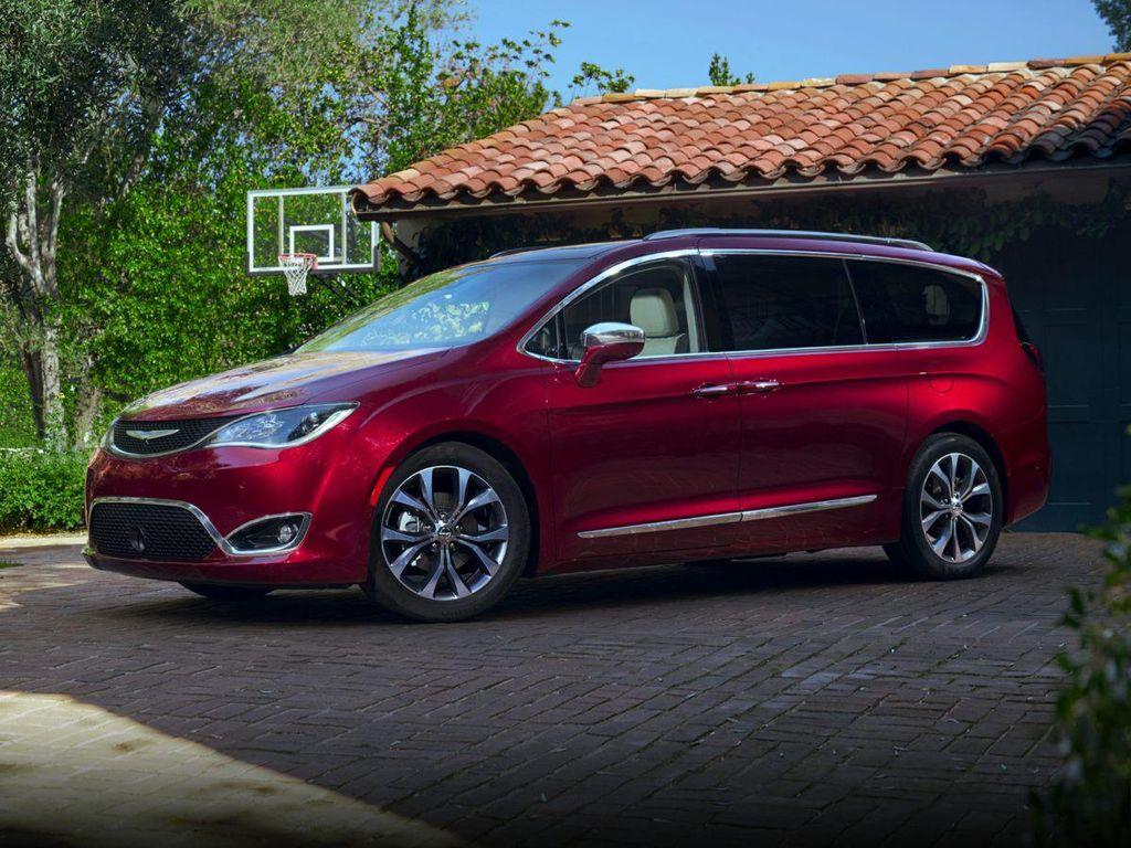 used 2018 Chrysler Pacifica car, priced at $13,346