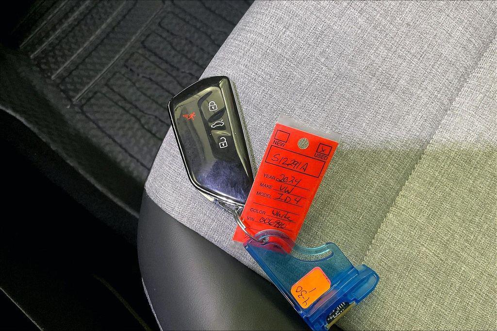 used 2024 Volkswagen ID.4 car, priced at $17,632