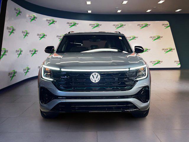 new 2026 Volkswagen Atlas Cross Sport car, priced at $52,271