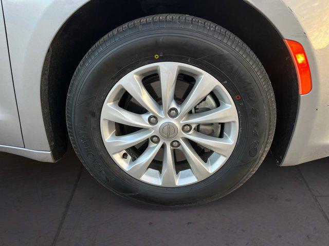 used 2019 Chrysler Pacifica car, priced at $15,998