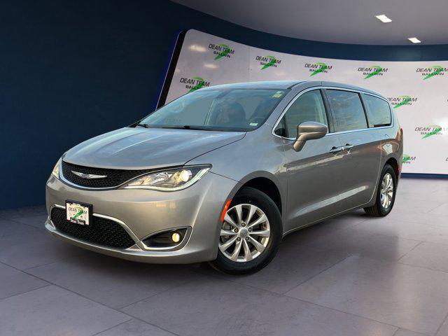used 2019 Chrysler Pacifica car, priced at $15,998