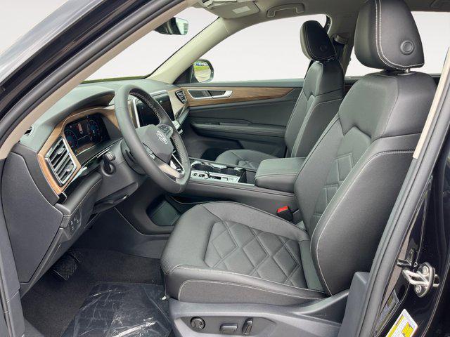 new 2025 Volkswagen Atlas car, priced at $38,020