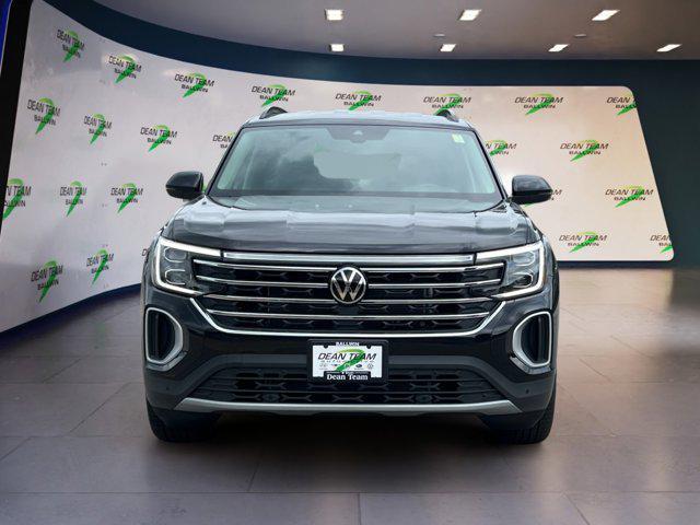 new 2025 Volkswagen Atlas car, priced at $38,020