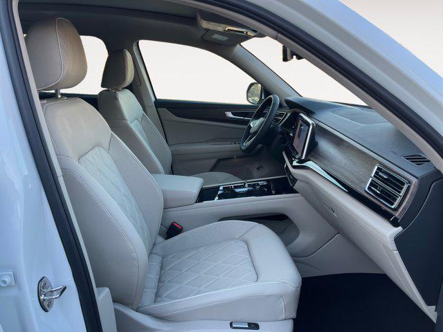 new 2026 Volkswagen Atlas car, priced at $53,618