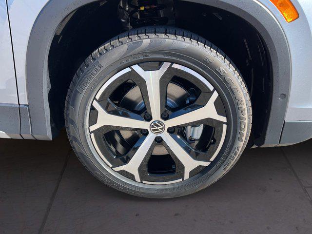 new 2025 Volkswagen Tiguan car, priced at $35,776