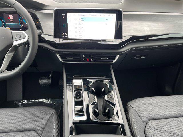 new 2026 Volkswagen Atlas Cross Sport car, priced at $47,646