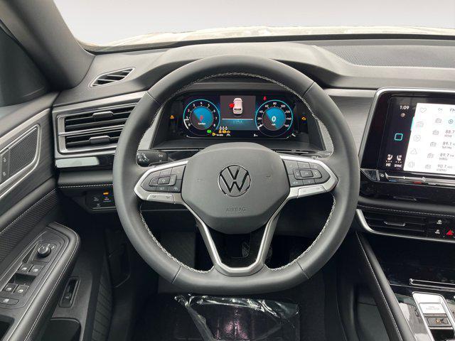 new 2026 Volkswagen Atlas Cross Sport car, priced at $47,646