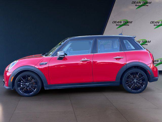 used 2022 MINI Hardtop car, priced at $24,865
