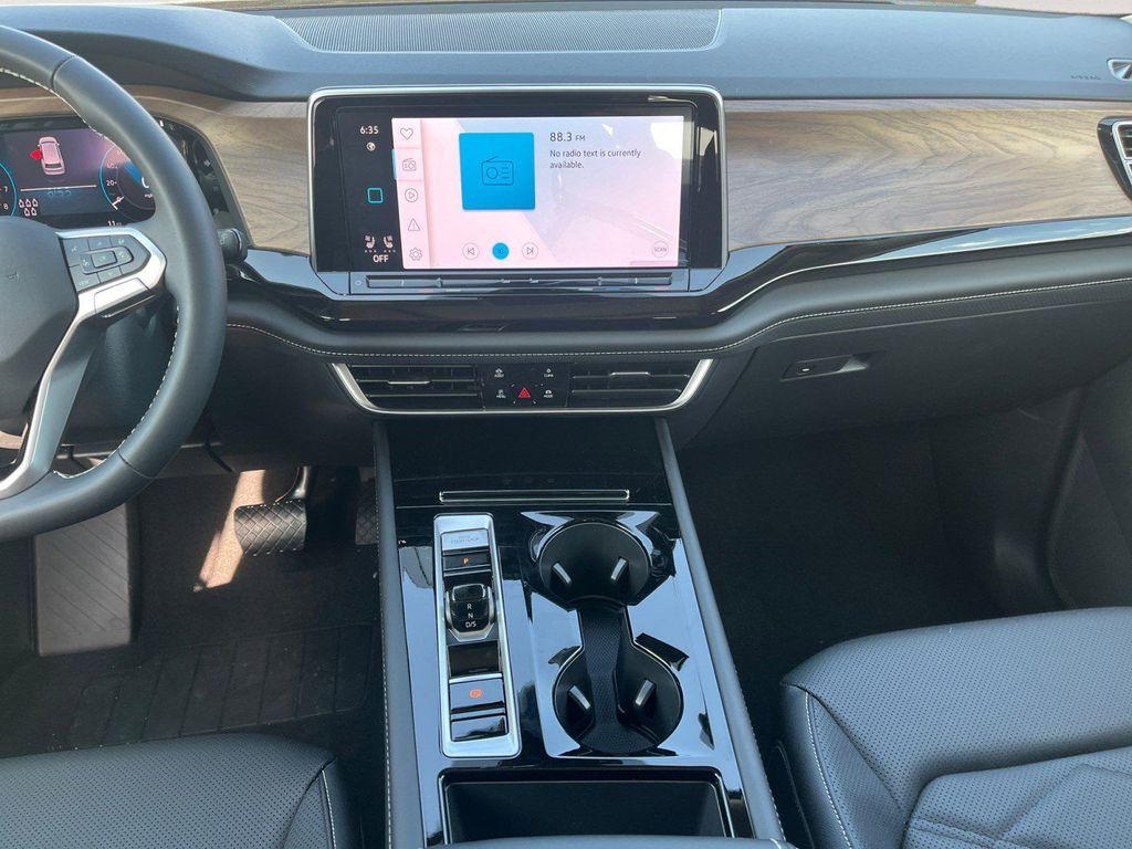 new 2026 Volkswagen Atlas car, priced at $43,272