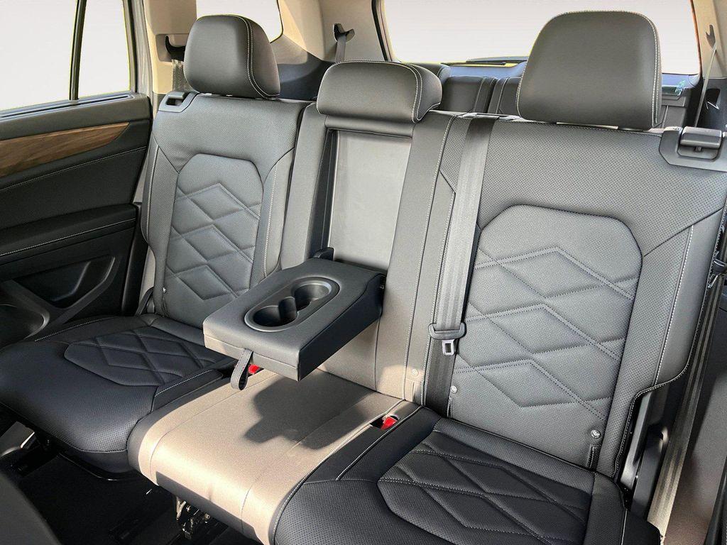 new 2026 Volkswagen Atlas car, priced at $43,272