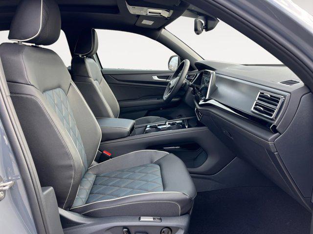 new 2026 Volkswagen Atlas Cross Sport car, priced at $55,786