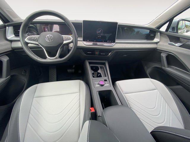 new 2025 Volkswagen Tiguan car, priced at $33,670