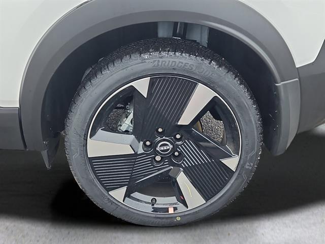 new 2026 Nissan Kicks car, priced at $31,030