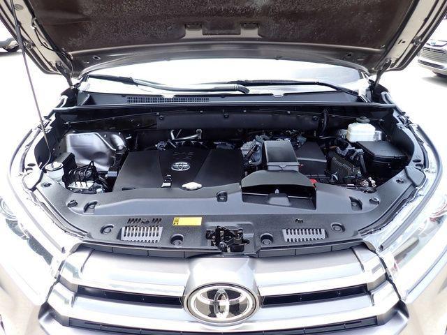 used 2019 Toyota Highlander car, priced at $31,990