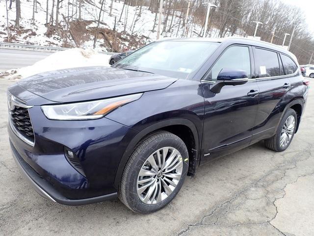new 2026 Toyota Highlander Hybrid car, priced at $57,118