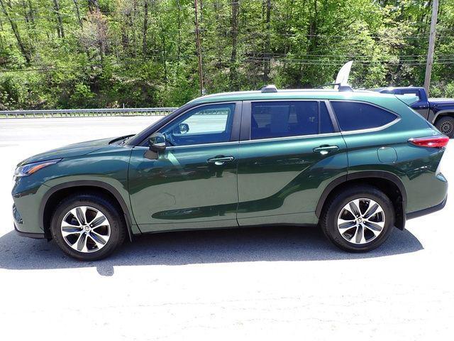 used 2023 Toyota Highlander car, priced at $39,984