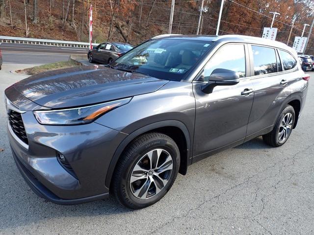 used 2023 Toyota Highlander car, priced at $37,998