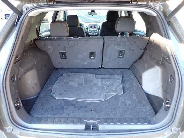 used 2023 Chevrolet Equinox car, priced at $20,000