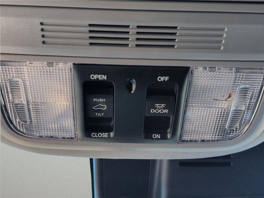 used 2021 Honda Pilot car, priced at $25,787