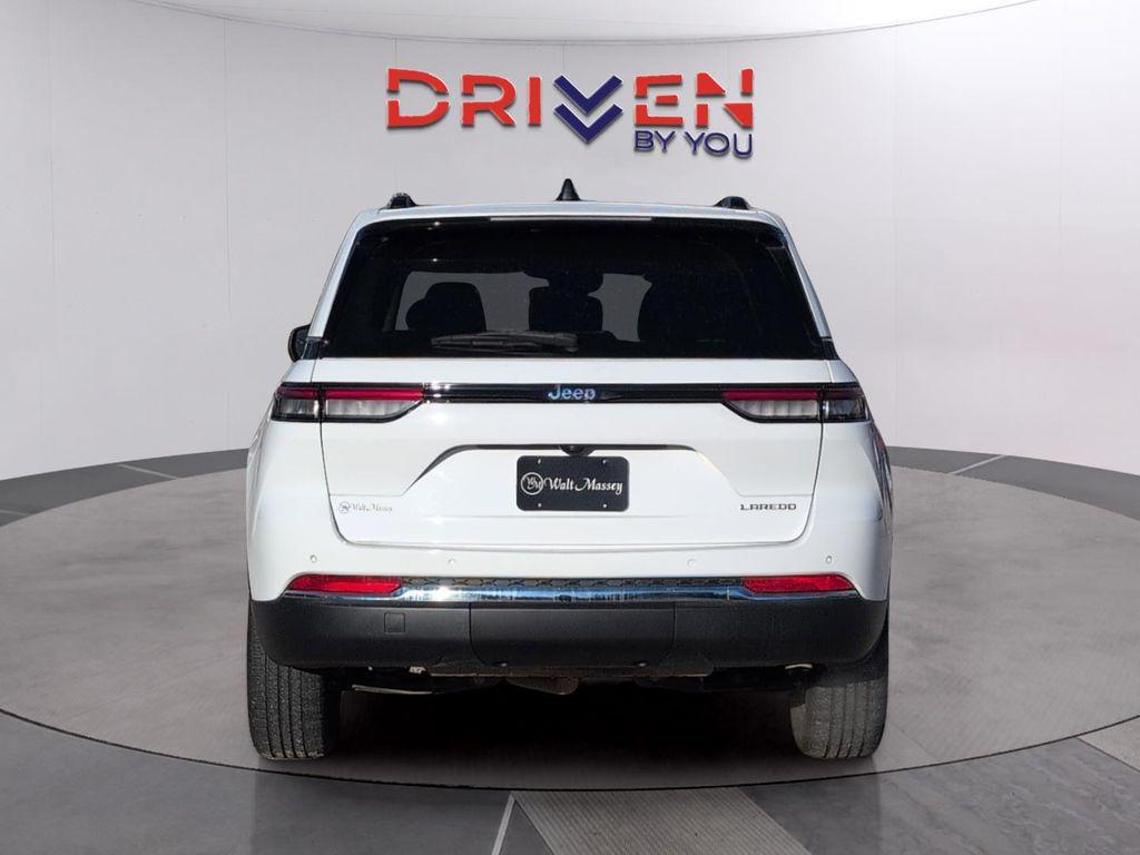 used 2022 Jeep Grand Cherokee car, priced at $23,588