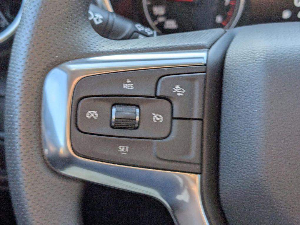 new 2025 Chevrolet Blazer car, priced at $38,246