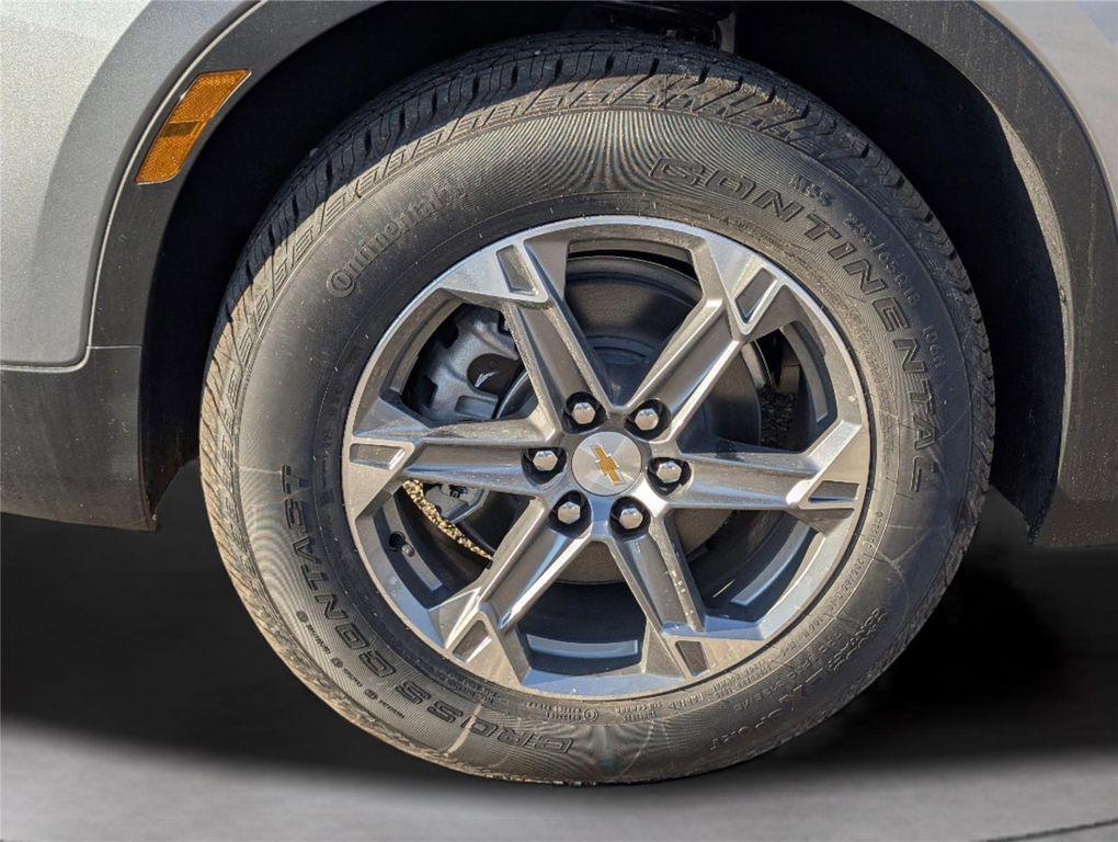 new 2025 Chevrolet Blazer car, priced at $38,246