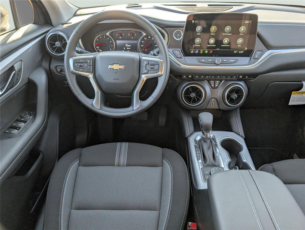 new 2025 Chevrolet Blazer car, priced at $38,246