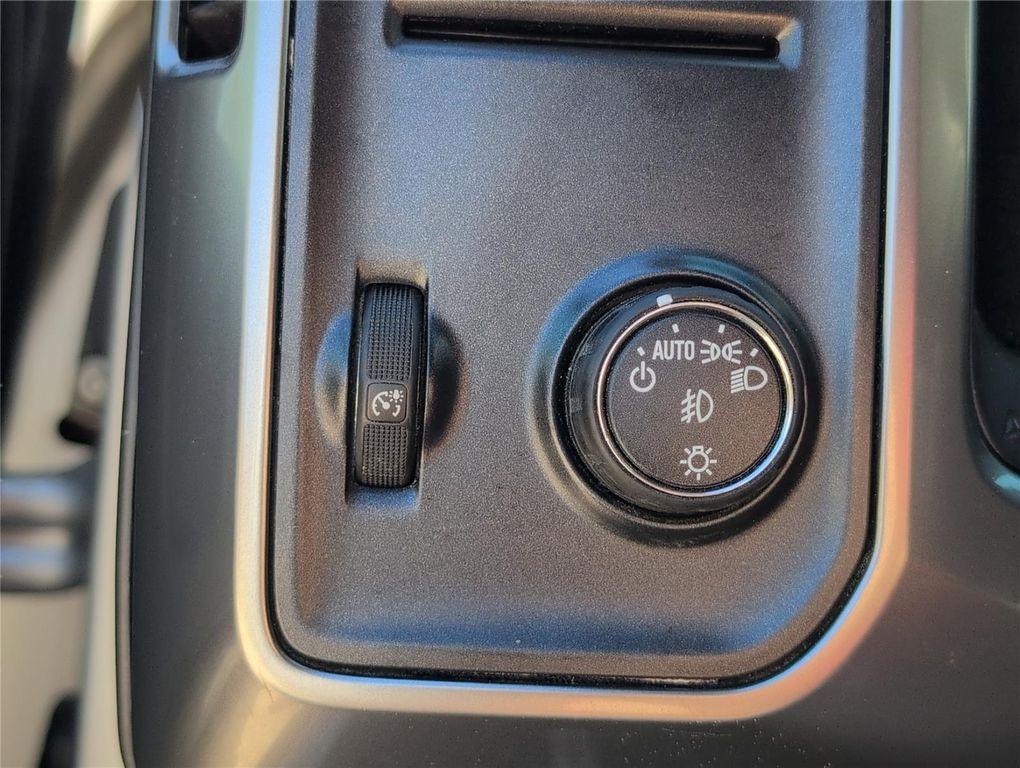 used 2015 Chevrolet Silverado 1500 car, priced at $21,899