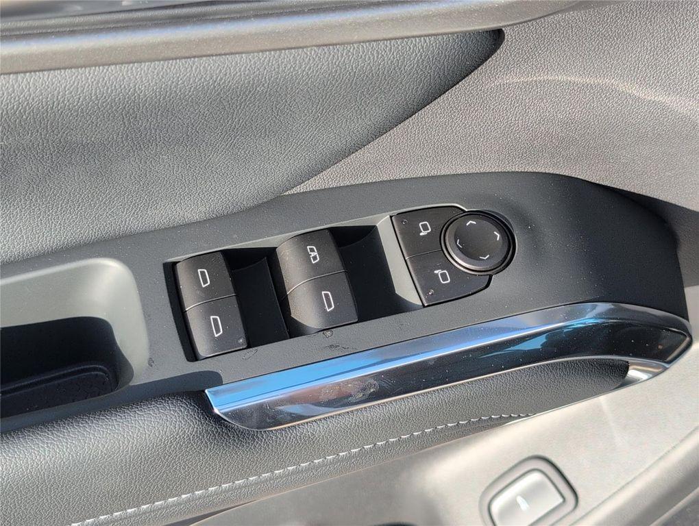 new 2026 Chevrolet Traverse car