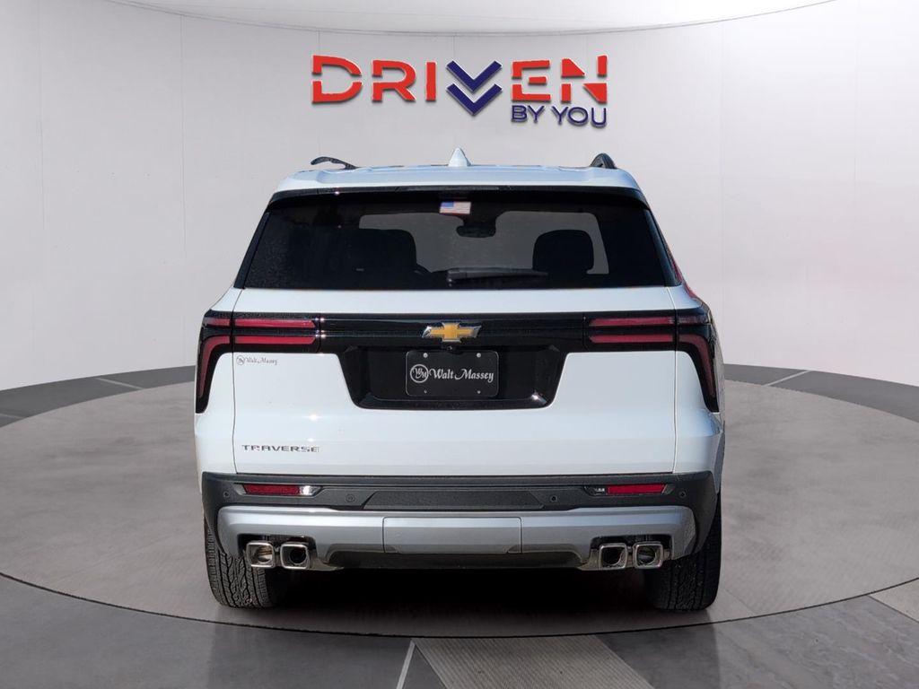 new 2026 Chevrolet Traverse car