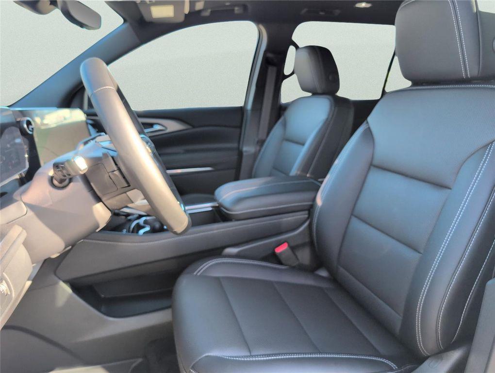 new 2026 Chevrolet Traverse car