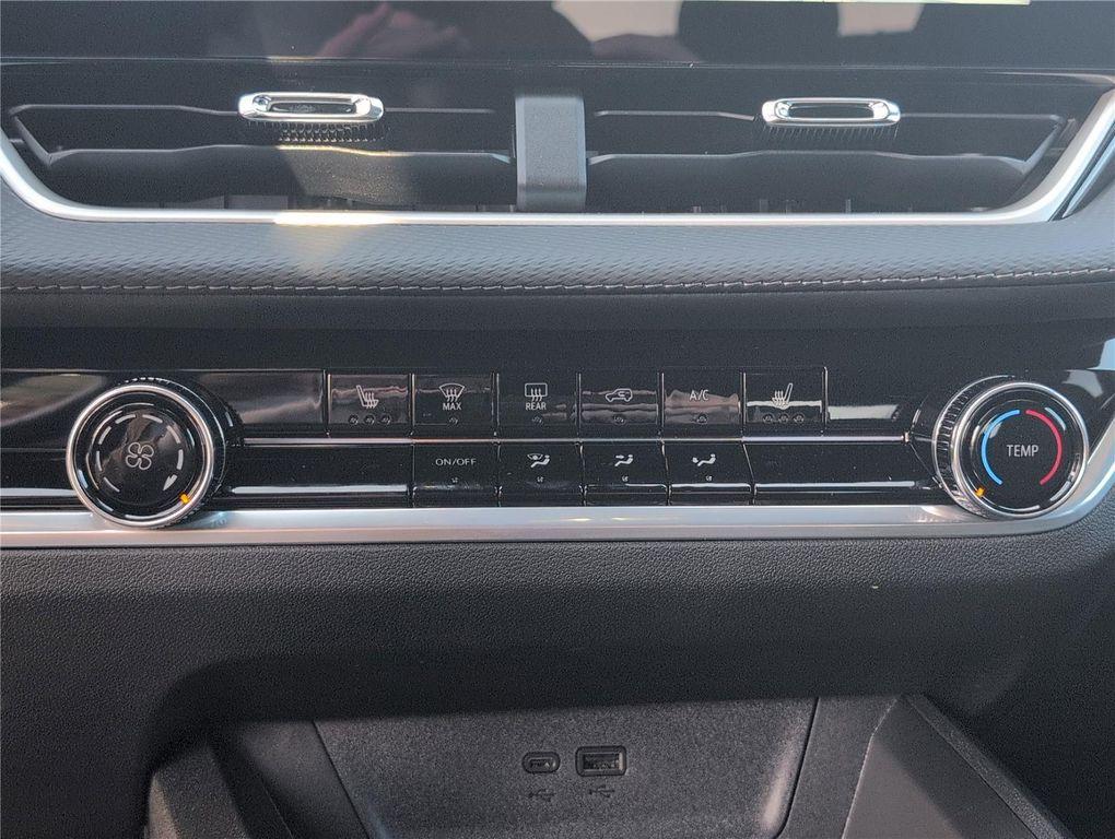 new 2026 Chevrolet Equinox car, priced at $32,321