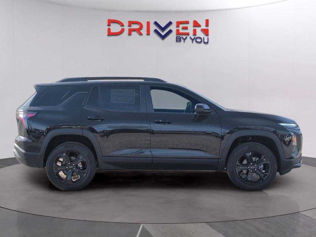 new 2026 Chevrolet Equinox car, priced at $32,321