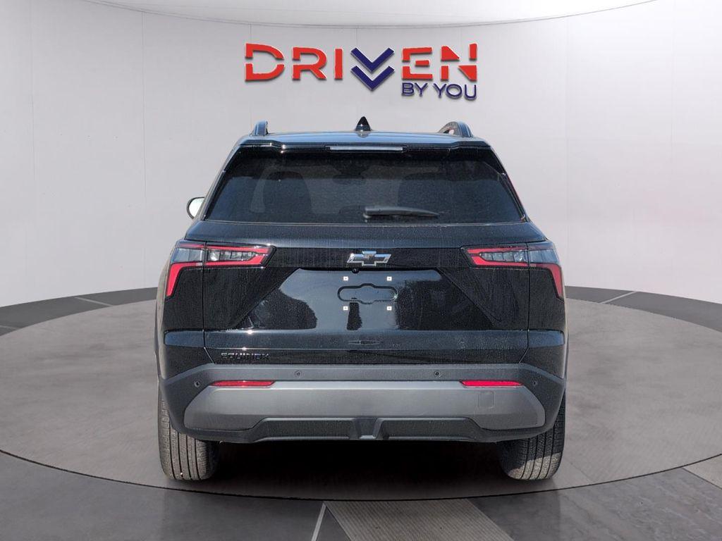 new 2026 Chevrolet Equinox car, priced at $32,321