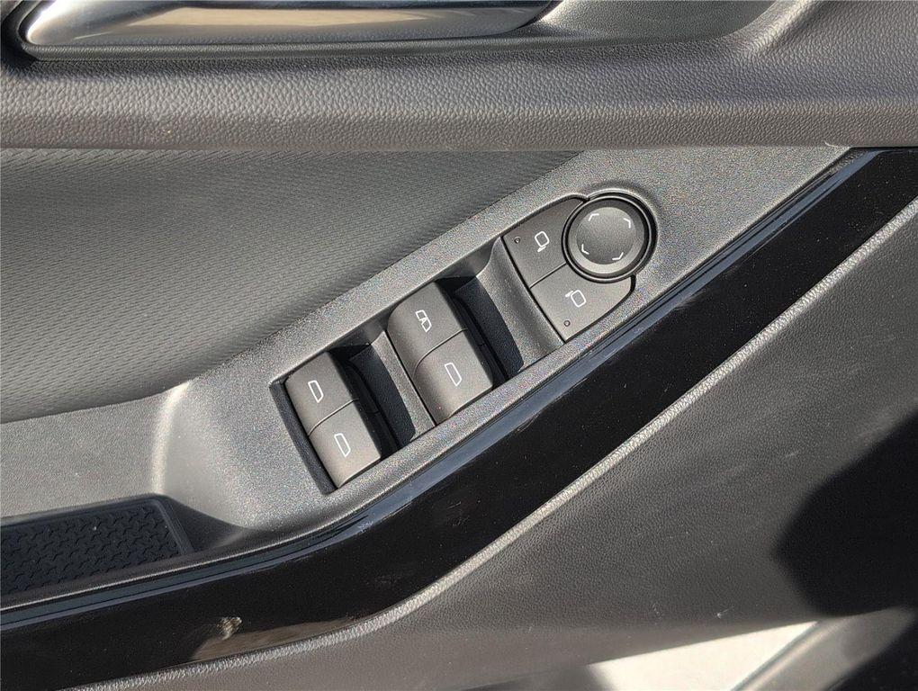 new 2026 Chevrolet Equinox car, priced at $32,321