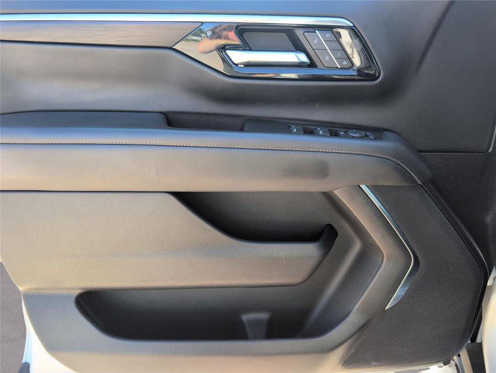 used 2025 Chevrolet Suburban car, priced at $61,035