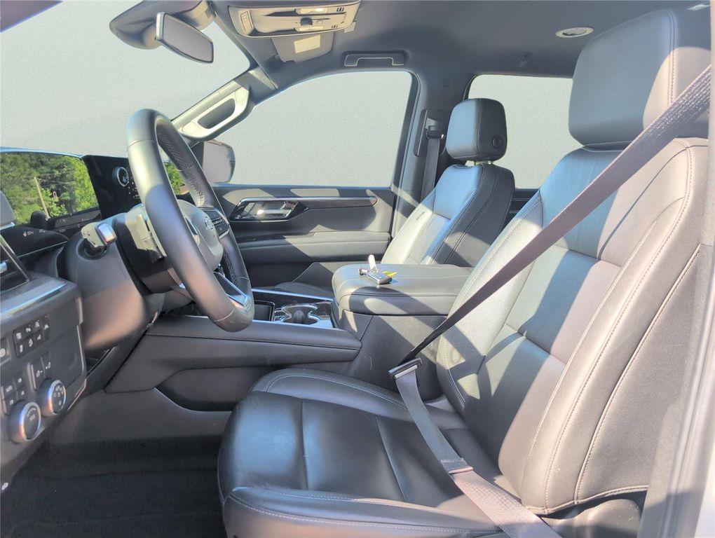 used 2025 Chevrolet Suburban car, priced at $61,035