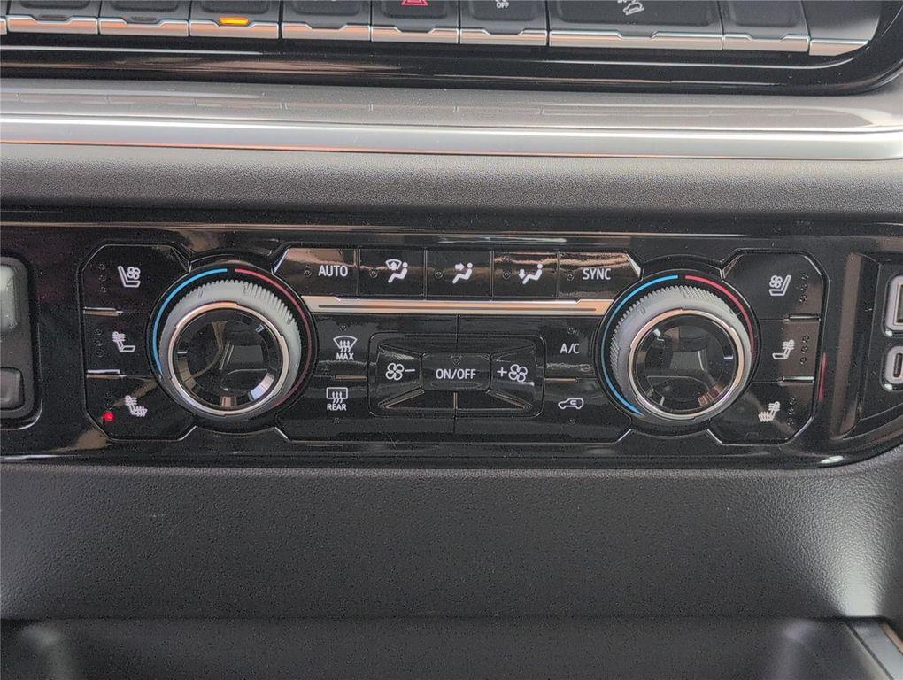 new 2026 Chevrolet Silverado 2500 car