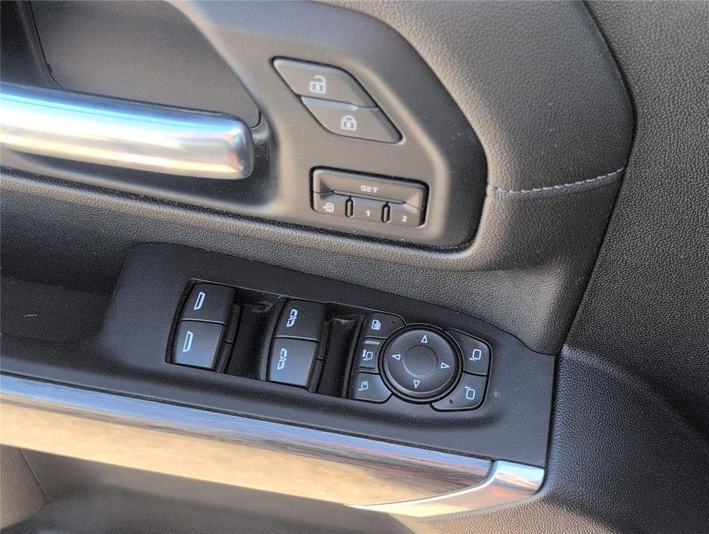 used 2022 Chevrolet Silverado 2500 car, priced at $60,898