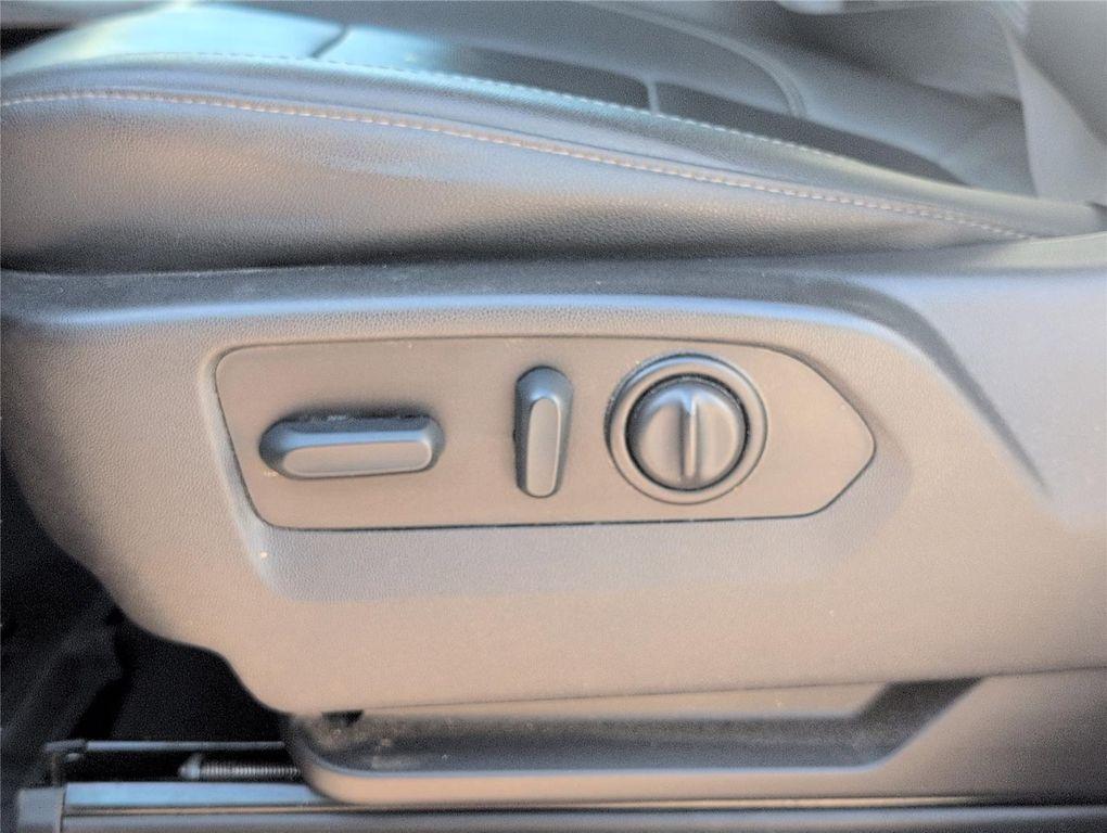 used 2022 Chevrolet Silverado 2500 car, priced at $60,898