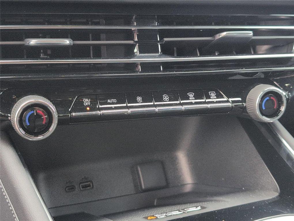 new 2026 Chevrolet Traverse car