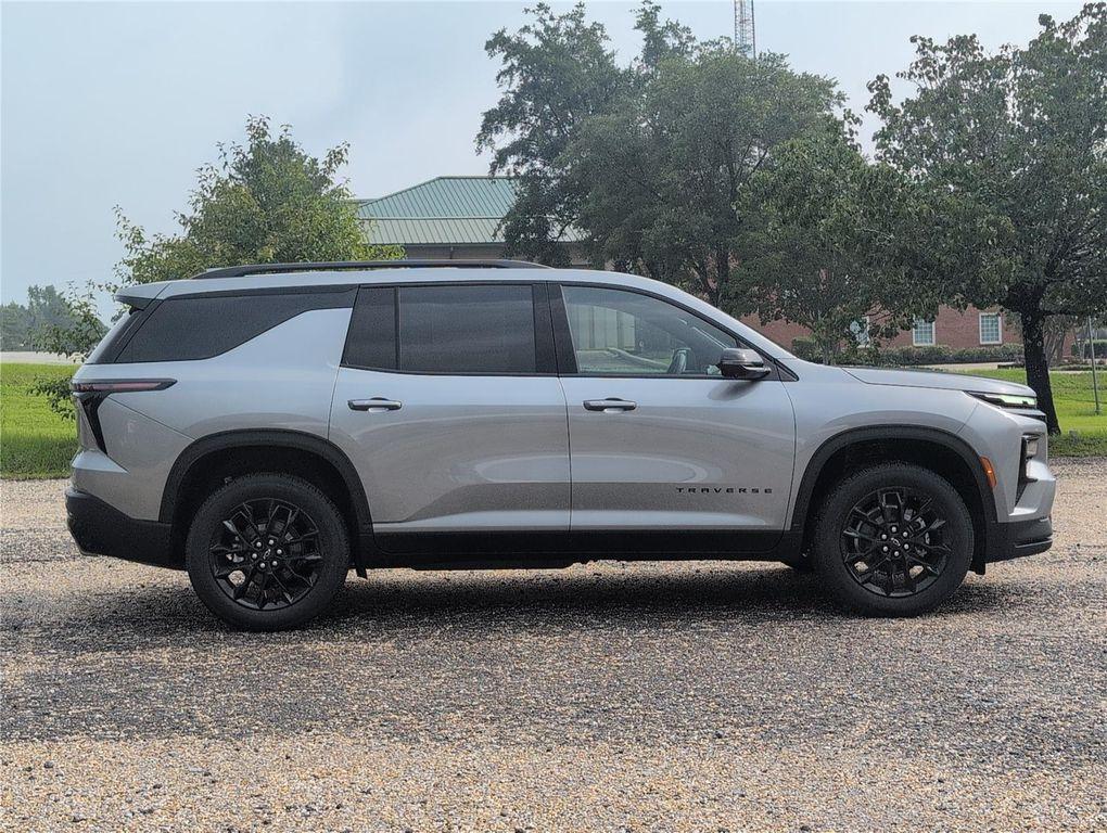 new 2026 Chevrolet Traverse car, priced at $47,398