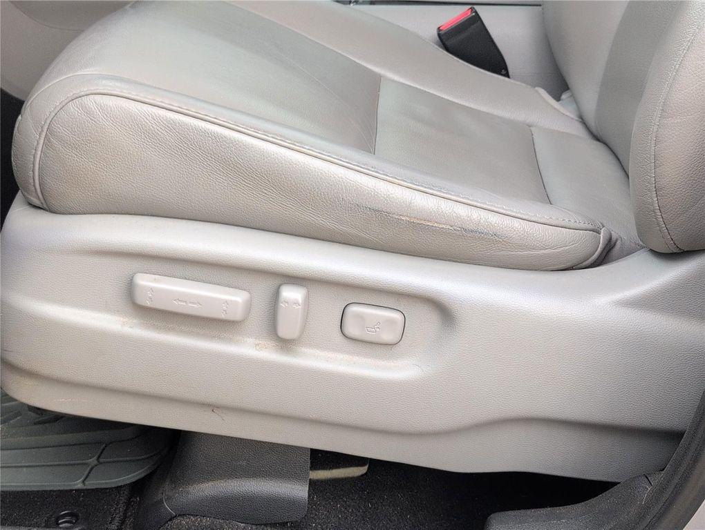 used 2022 Honda Pilot car, priced at $24,499