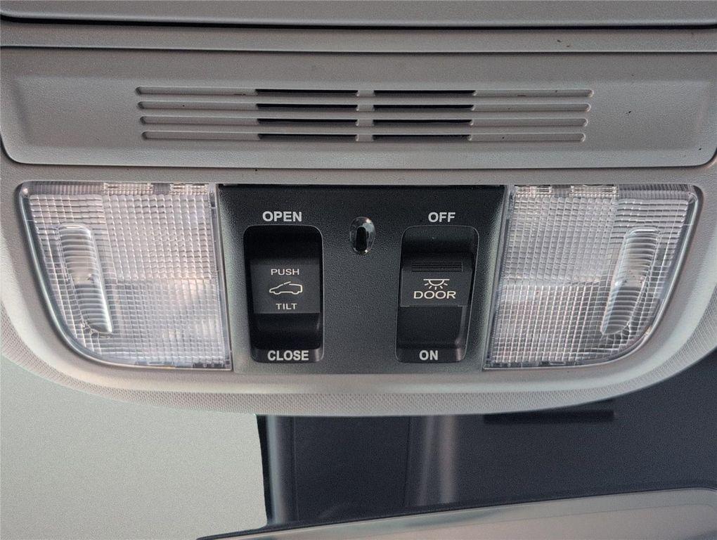 used 2022 Honda Pilot car, priced at $24,499